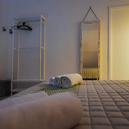 Essenza Suite Siracusa Con Jacuzzi Privata Syracuse ภายนอก รูปภาพ